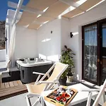 Amazing Vineyard View Luxury With Juccuzi! Emborió