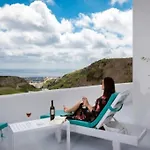 Amazing Vineyard View Luxury With Juccuzi! * Emborió