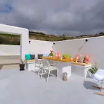 Amazing Vineyard View Luxury With Juccuzi! Villa Emborió
