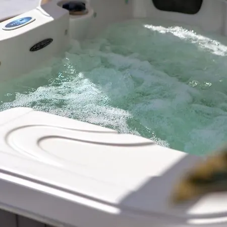 Βίλα Amazing Vineyard View Luxury With Juccuzi!