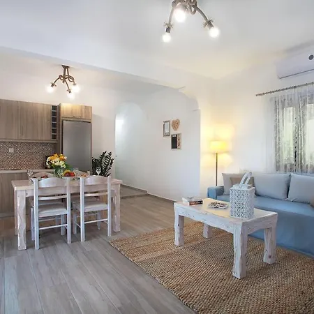 Amazing Vineyard View Luxury With Juccuzi!