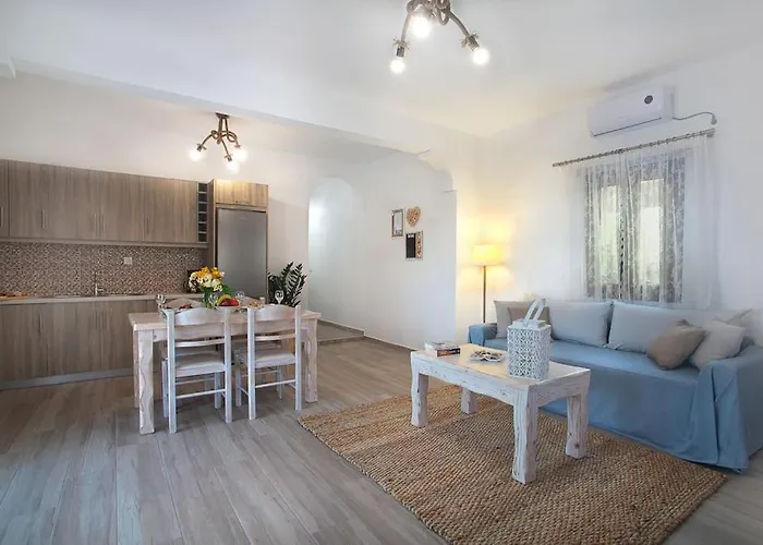 Amazing Vineyard View Luxury With Juccuzi!