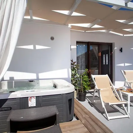 Amazing Vineyard View Luxury With Juccuzi! Villa *
